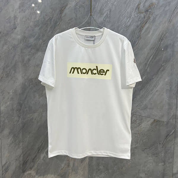 モンクレール エンボスロゴ コットン Tシャツ コピー 半袖 3色 8c0005